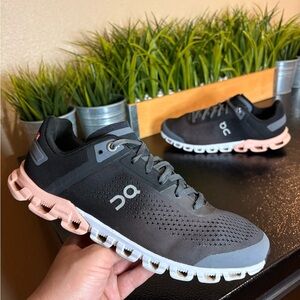 On Running Cloudflow 3.0 Grey Rose